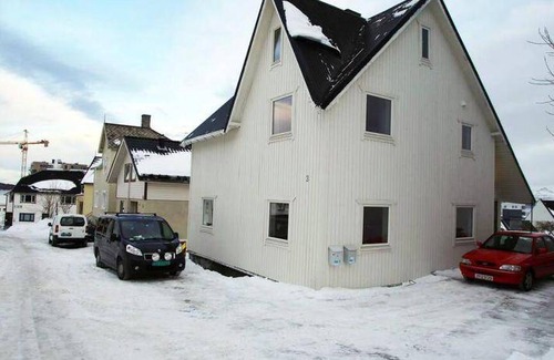 Harstad Apartment | 80 m² Apartment ∙ 3 bedrooms ∙ 4 guests