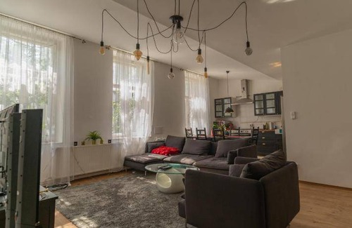 Sopron Apartment | 80 m² Apartment ∙ 3 bedrooms ∙ 7 guests