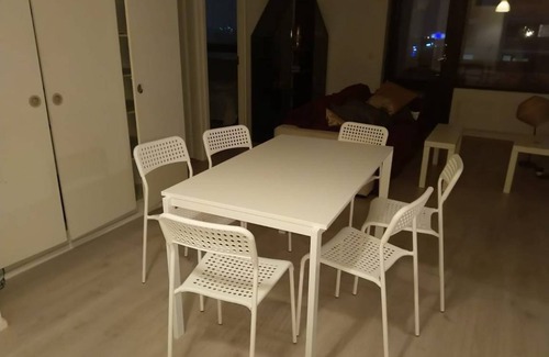 Kallio Apartment | 80 m² Apartment ∙ 4 bedrooms ∙ 8 guests