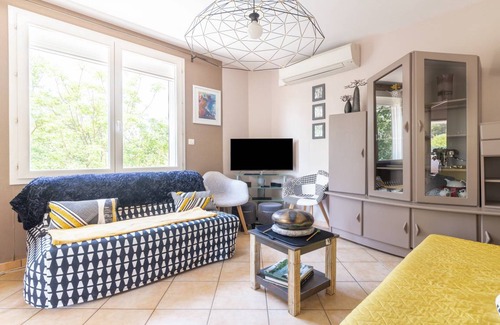 Les Assions Apartment | 80 m² Apartment ∙ 2 bedrooms ∙ 4 guests
