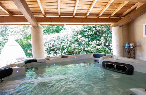 Les Assions Apartment | 80 m² Apartment ∙ 2 bedrooms ∙ 4 guests