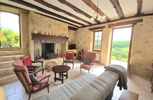 Aubas House | 80 m² Gîte ∙ 2 bedrooms ∙ 4 guests