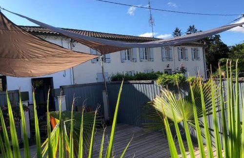 Saint-Laurent-de-Medoc House | 80 m² House ∙ 2 bedrooms ∙ 4 guests