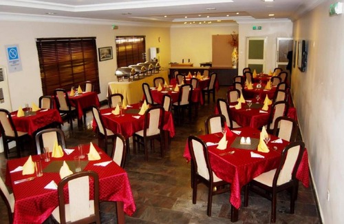 Ijebu Ode Hotel | 80 m² Hotel ∙ 2 bedrooms ∙ 4 guests