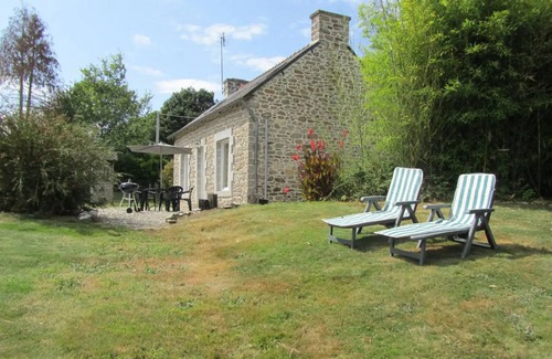 Plounevez-Quintin House | 80 m² House ∙ 3 bedrooms ∙ 6 guests
