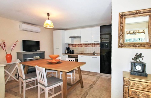 Pont-Saint-Esprit House | 80 m² House ∙ 2 bedrooms ∙ 6 guests