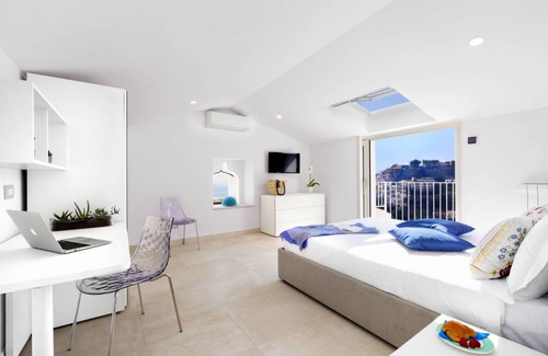 Liparlati House | 80 m² House ∙ 2 bedrooms ∙ 6 guests