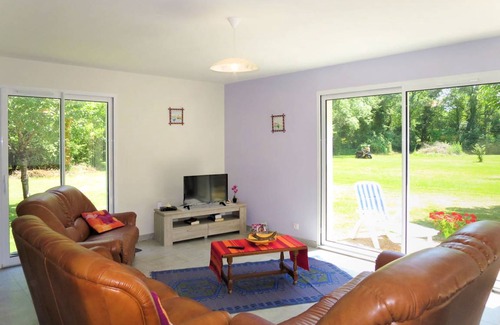 Civrac-en-Medoc House | 80 m² House ∙ 2 bedrooms ∙ 4 guests