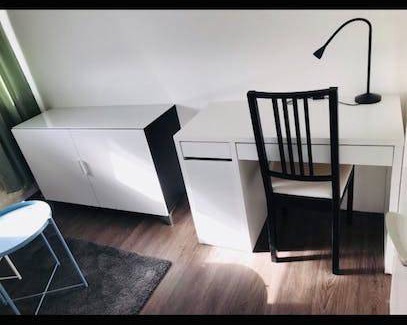 Ramersdorf - Perlach Resort | 80 m² Private room ∙ 1 bedroom ∙ 1 guest