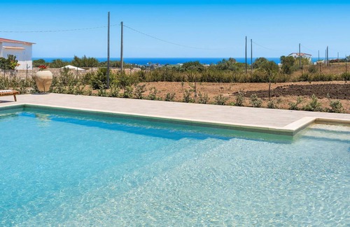 Pachino Villa | 80 m² Villa ∙ 2 bedrooms ∙ 4 guests