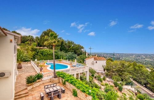 Pedreguer Villa | 800 m² Villa ∙ 3 bedrooms ∙ 6 guests