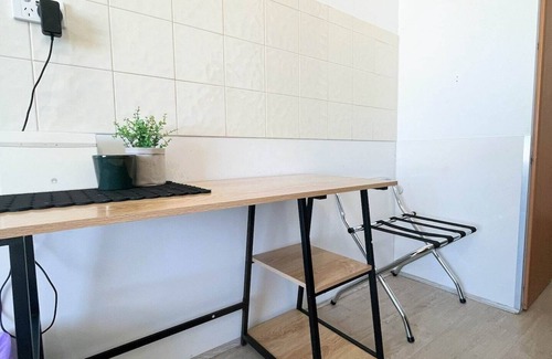 Perth Central Business District Apartment | 806 Deluxe Delight Concert Hall CBD Studio for 2