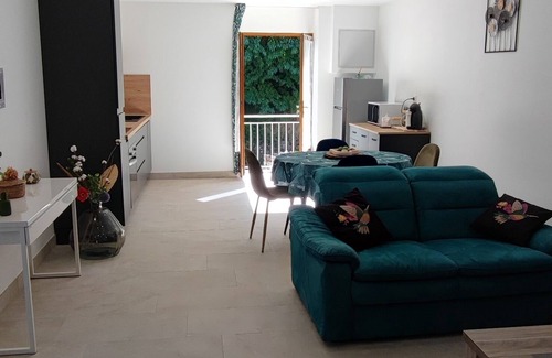 La Grand'Combe Apartment | 80m2 Dans LES Cevennes! Calme Assure Dans UN Superbe Hameau