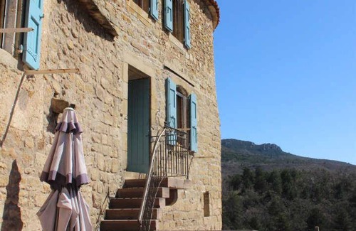 Saint-Privat House | 81 m² Gîte ∙ 2 bedrooms ∙ 4 guests