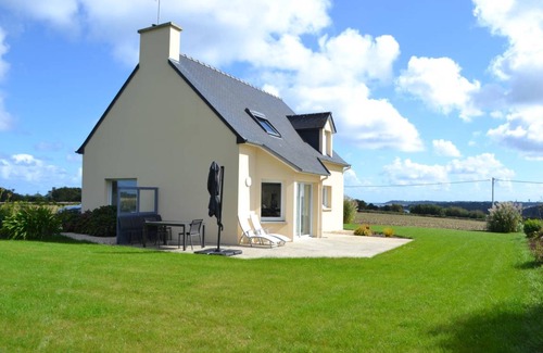 Lanmodez House | 82 m² Gîte ∙ 3 bedrooms ∙ 6 guests