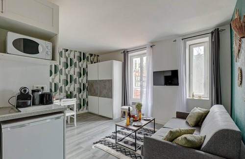 Bagnolet Apartment | 823 Suite Funky - Superb Apartment