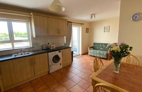 Buncrana Apartment | 84 m² Apartment ∙ 3 bedrooms ∙ 7 guests