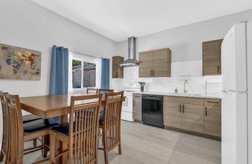 Leamington Apartment | 84 m² Apartment ∙ 2 bedrooms ∙ 6 guests