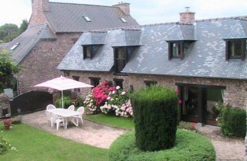 Plehedel House | 84 m² House ∙ 3 bedrooms ∙ 4 guests