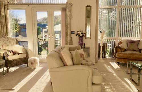 Auchterarder Cabin | 84 m² Lodge ∙ 2 bedrooms ∙ 4 guests