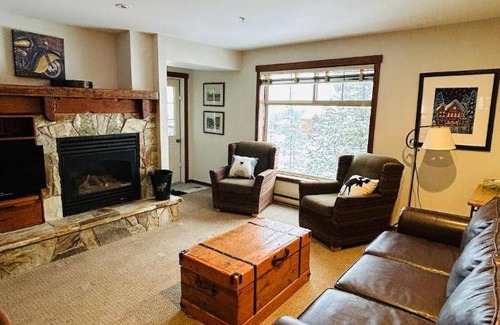 East Kootenay Cabin | 84 m² Lodge ∙ 2 bedrooms ∙ 8 guests