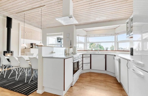 Lyngsbæk Strand House | 84182 Ebeltoft - Kystvejen 37