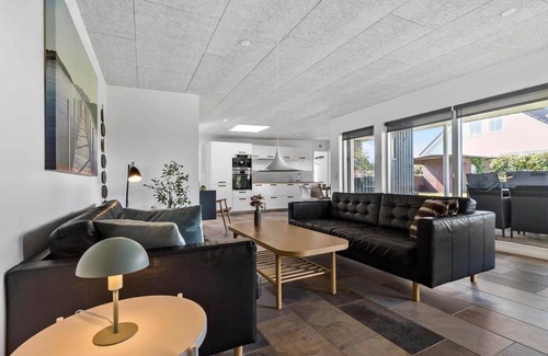 Vibæk Strand House | 84241 Ebeltoft - Grævlingevej 8