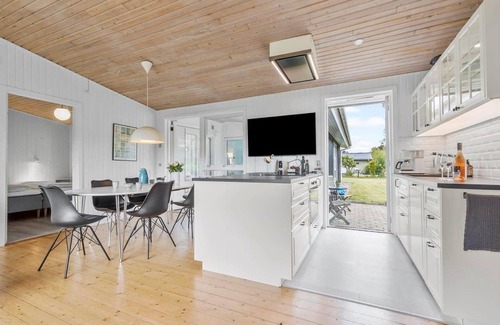 Vibæk Strand House | 84247 Ebeltoft - Skovmårvej 13