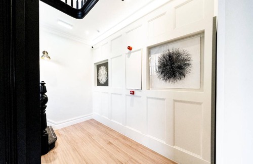 Adamsdown Apartment | 85 m² Apartment ∙ 1 bedroom ∙ 2 guests