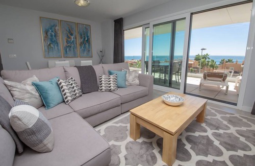 Casares Apartment | 85 m² Apartment ∙ 2 bedrooms ∙ 4 guests