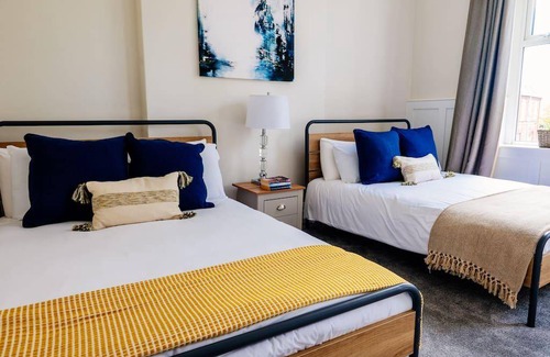 Adamsdown Apartment | 85 m² Apartment ∙ 2 bedrooms ∙ 6 guests