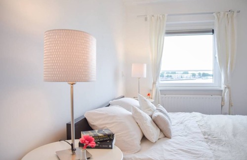 Kralingen-Crooswijk Apartment | 85 m² Apartment ∙ 2 bedrooms ∙ 2 guests