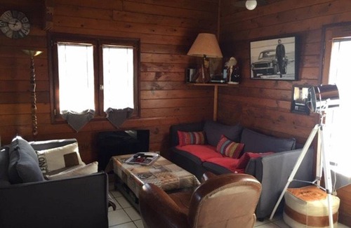 Arette Ski Chalet | 85 m² Chalet ∙ 4 bedrooms ∙ 8 guests