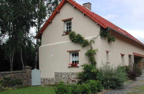 Saint-Jean-de-Savigny Cottage | 85 m² Cabin ∙ 3 bedrooms ∙ 6 guests