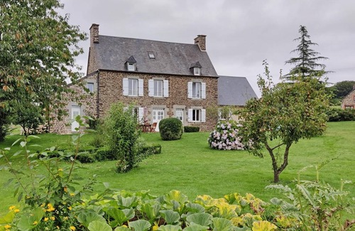 Le Mesnil-Ozenne House | 85 m² Gîte ∙ 3 bedrooms ∙ 6 guests