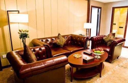 Central Business District Hotel | 85 m² Hotel ∙ 2 bedrooms ∙ 4 guests