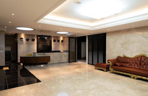 Dong-Gu Hotel | 85 m² Hotel ∙ 3 bedrooms ∙ 8 guests