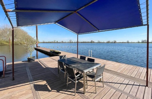 Lith Boat Rental | 85 m² Houseboat ∙ 2 bedrooms ∙ 5 guests