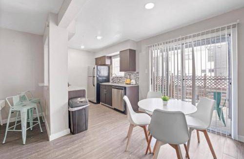 Riverside Apartment | 850 m² Apartment ∙ 2 bedrooms ∙ 6 guests