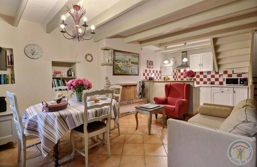 Saint-Suliac House | 86 m² Gîte ∙ 2 bedrooms ∙ 4 guests