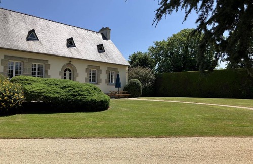 Ploezal House | 86 m² Gîte ∙ 2 bedrooms ∙ 4 guests