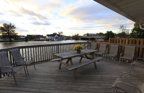 Wasaga Beach Resort | 86 m² Resort ∙ 4 bedrooms ∙ 11 guests