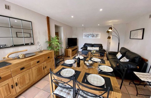 Capendu House | 87 m² Gîte ∙ 2 bedrooms ∙ 6 guests