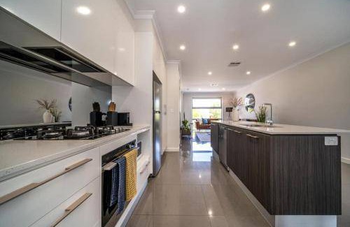 Christies Beach House | 87 m² House ∙ 3 bedrooms ∙ 9 guests