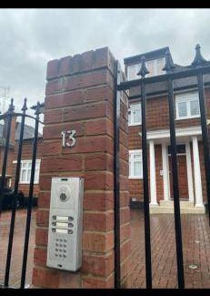 Finchley Church End Apartment | 88 m² Apartment ∙ 2 bedrooms ∙ 5 guests