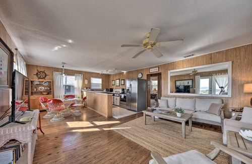 Fernandina Beach Cottage | 88 m² Cabin ∙ 2 bedrooms ∙ 6 guests