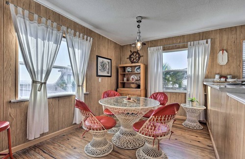 Fernandina Beach Cottage | 88 m² Cabin ∙ 2 bedrooms ∙ 6 guests
