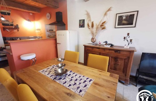 Montpeyroux House | 88 m² Gîte ∙ 2 bedrooms ∙ 4 guests