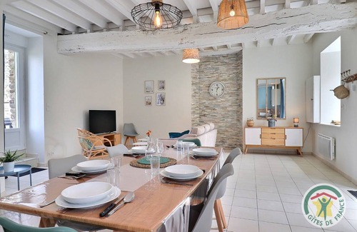 Antrain House | 88 m² Gîte ∙ 3 bedrooms ∙ 6 guests