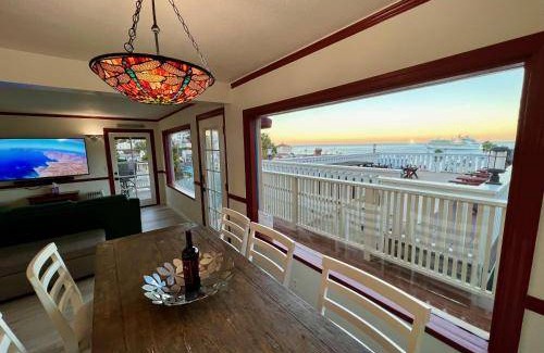Avalon House | 88 m² House ∙ 2 bedrooms ∙ 6 guests